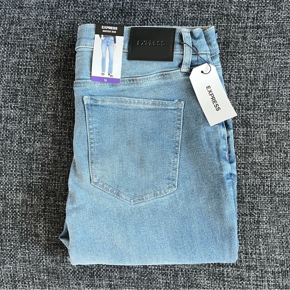 NWT Express Women's Bootcut Jean - Picture 1 of 9